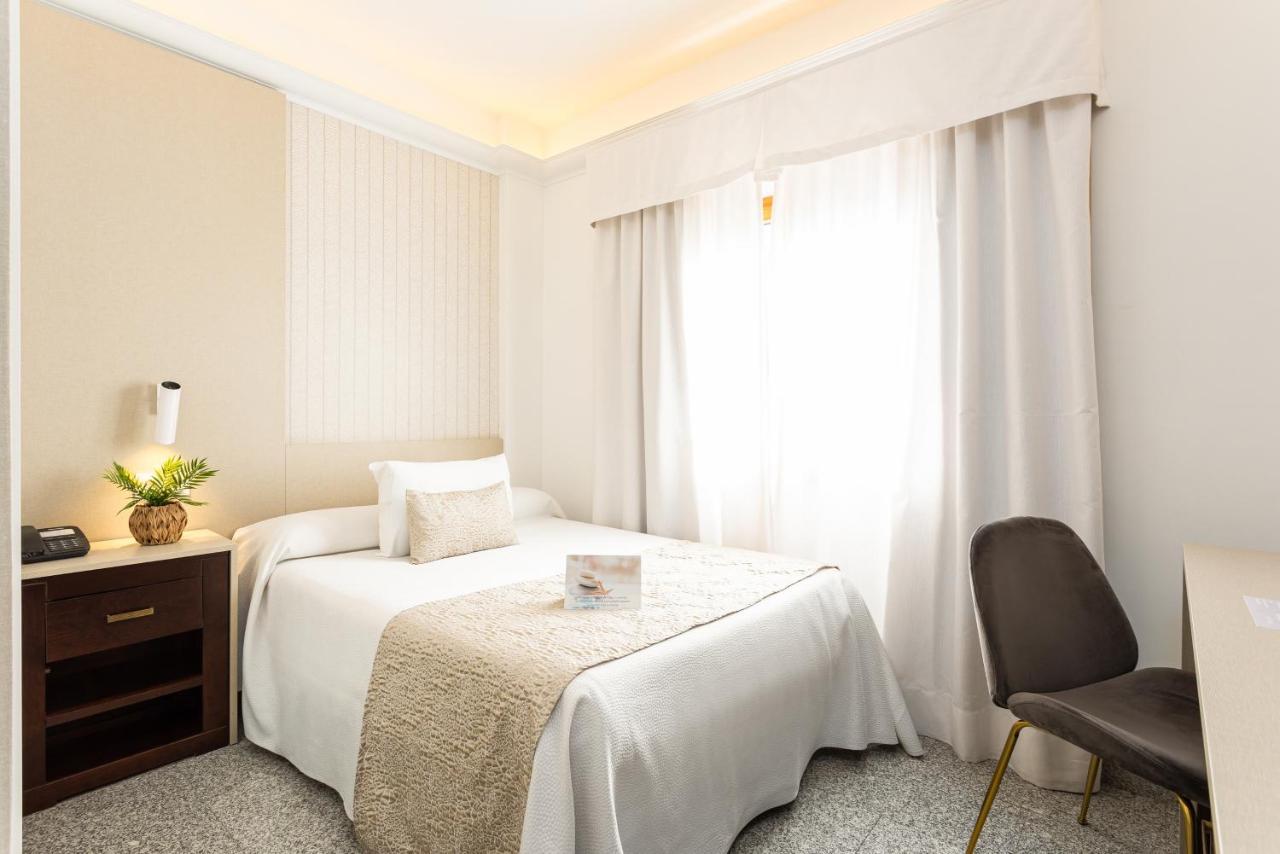 Double Room,1349872135:JPEG