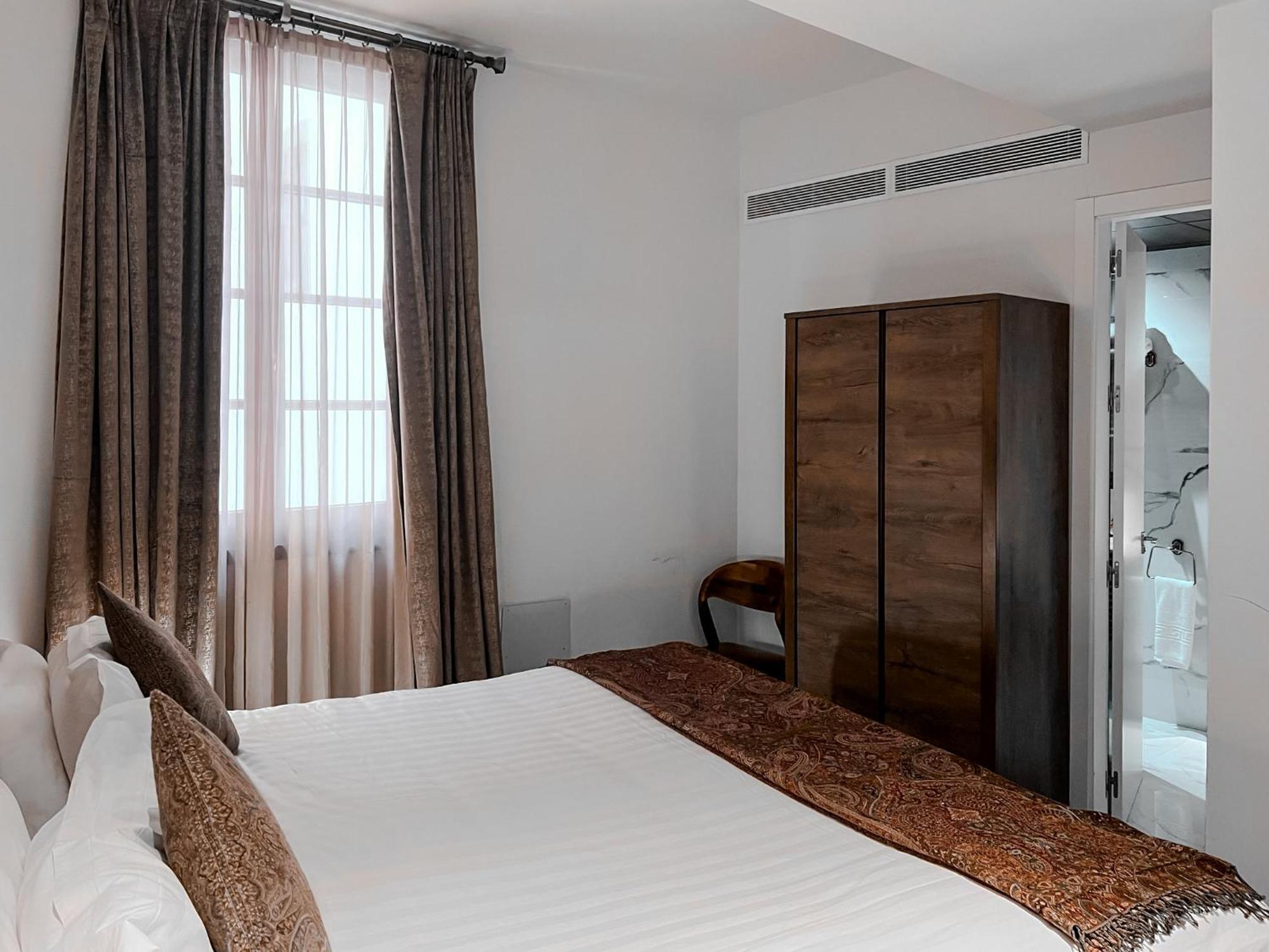 Standard Double Room,1581121291:JPEG