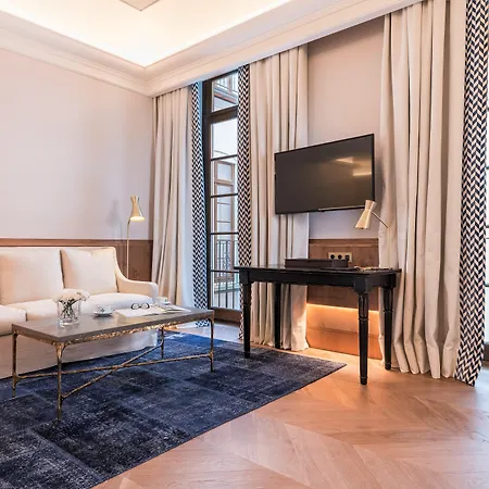 Palacio Solecio, A Small Luxury Hotel Of The World-2